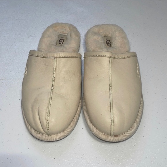 UGG Shoes - Ugg leather house slippers